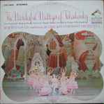Cover for album: Tchaikovsky, Morton Gould, The Chicago Symphony Orchestra – The Wonderful Waltzes Of Tchaikovsky